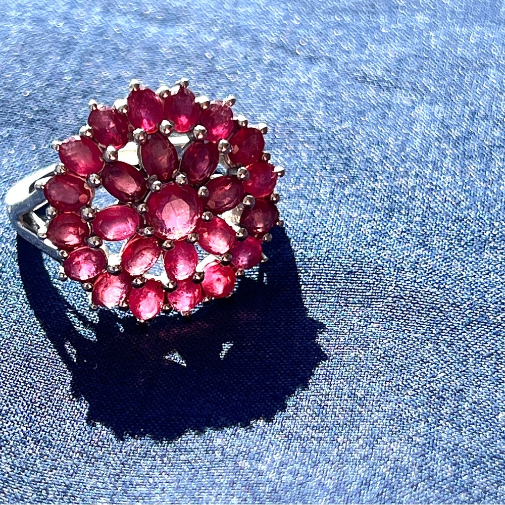 Woman’s Ruby ring